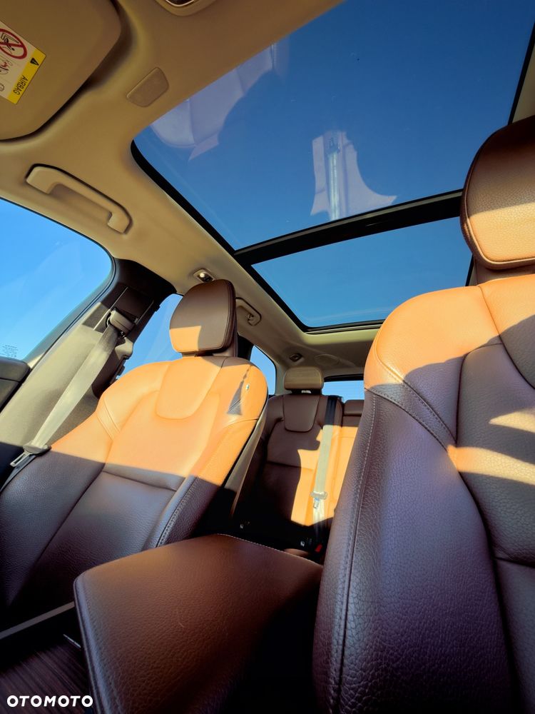 Volvo XC 60 D4 Momentum Pro - 11