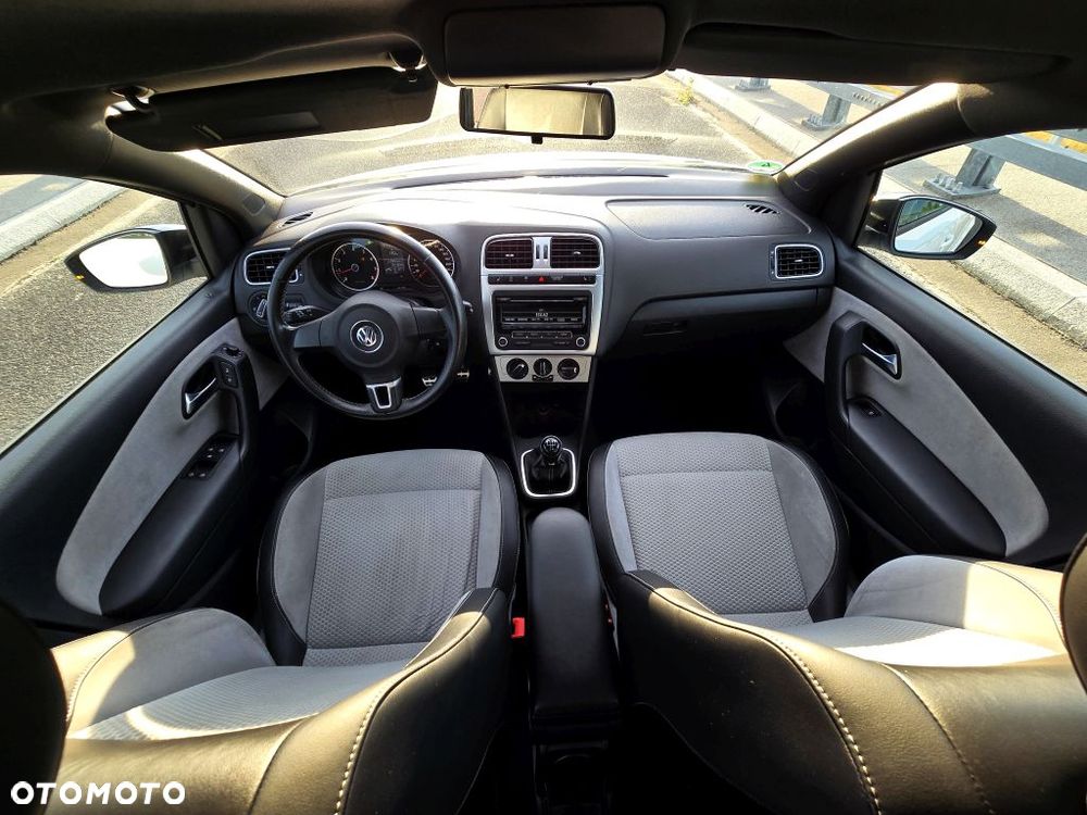 Volkswagen Polo 1.2 TSI Cross Urban White - 5
