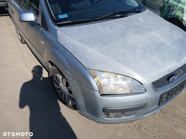 ford focus MK2 kombi fotel fotele kanapa deska kokpit podsufitka boczek boczki klamka podłokietnik