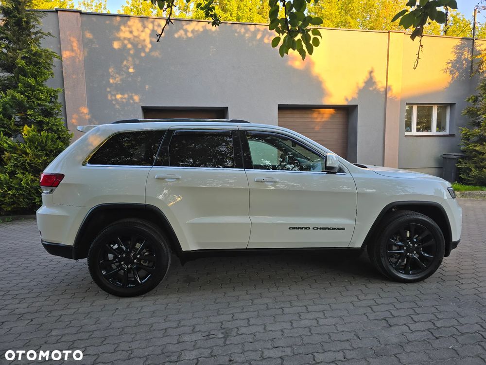 Jeep Grand Cherokee - 8