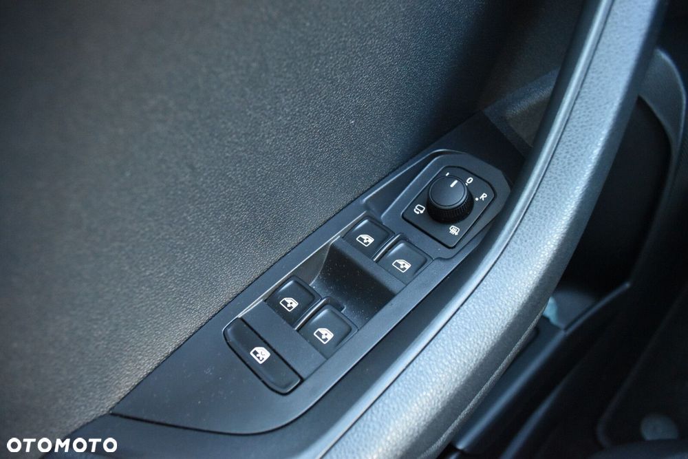 Skoda Karoq 1.5 TSI ACT Sportline DSG - 27