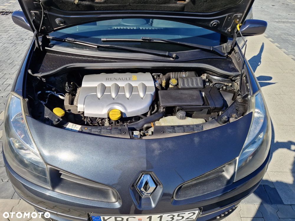 Renault Clio - 9