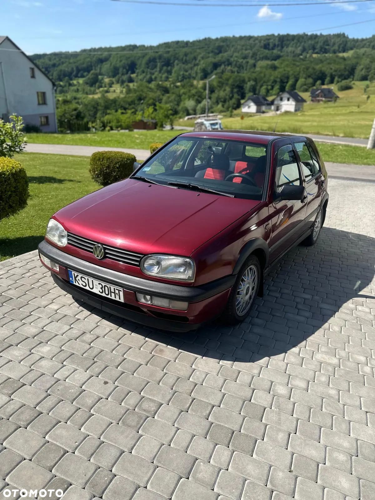 Volkswagen Golf - 1