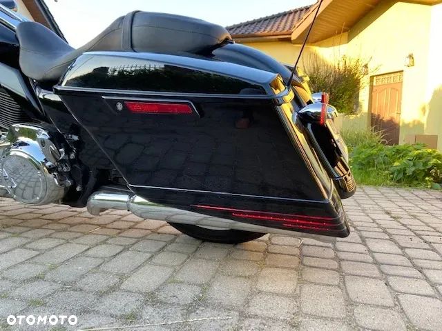 Harley-Davidson Touring Road Glide - 11