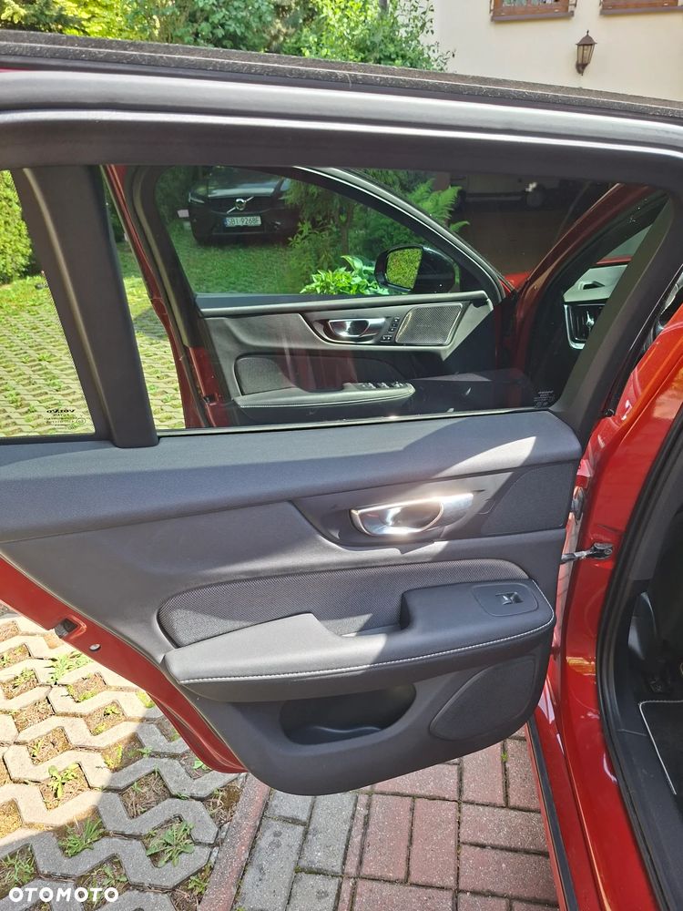Volvo V60 B4 D Geartronic RDesign - 27