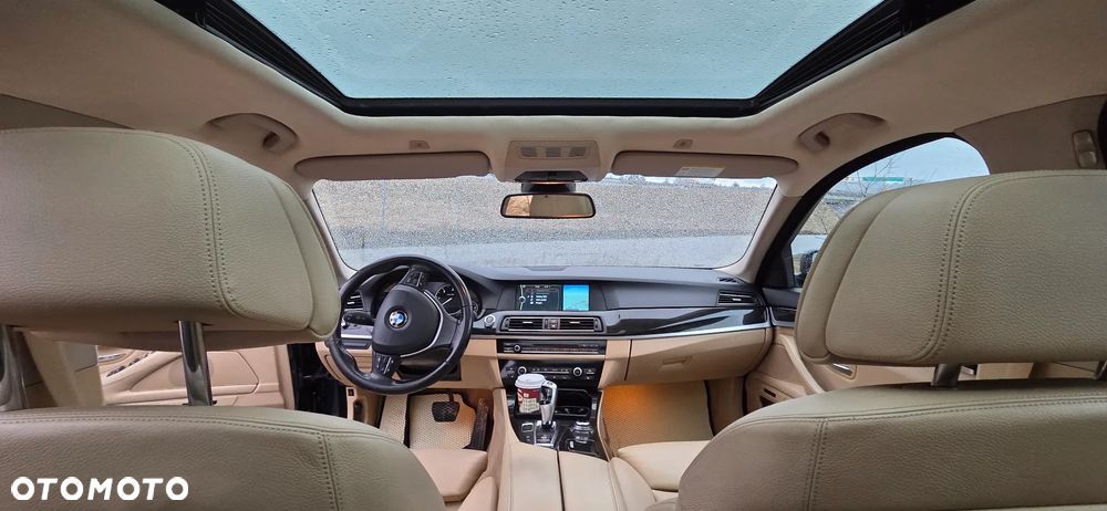 BMW Seria 5 530d xDrive Luxury Line - 33