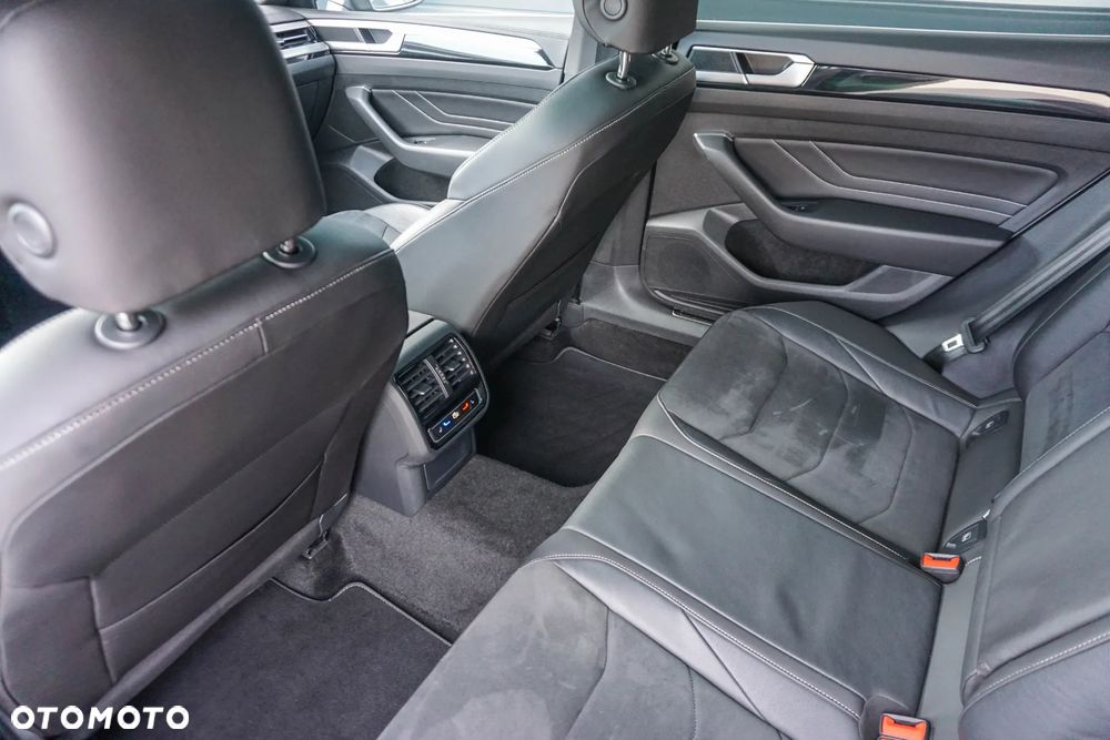 Volkswagen Arteon 2.0 TSI R-Line DSG - 30