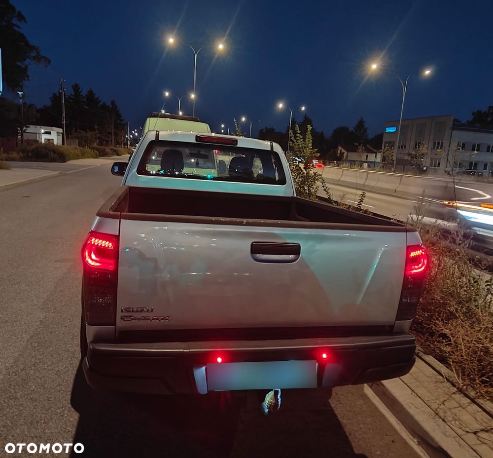 Isuzu D-Max - 6