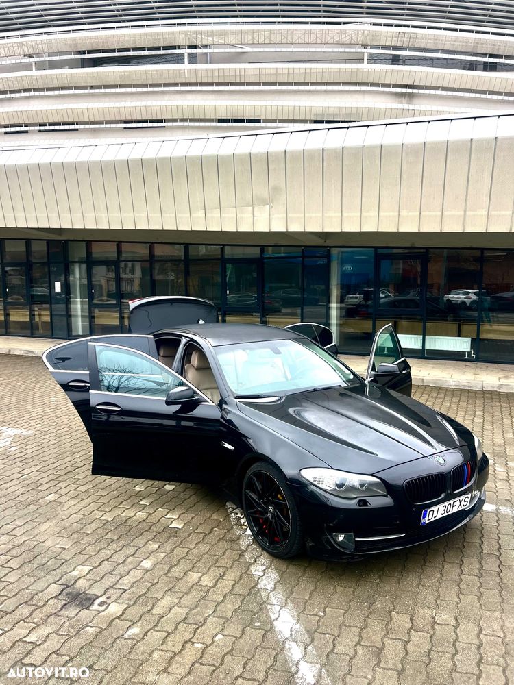 BMW Seria 5 525d Aut. - 6