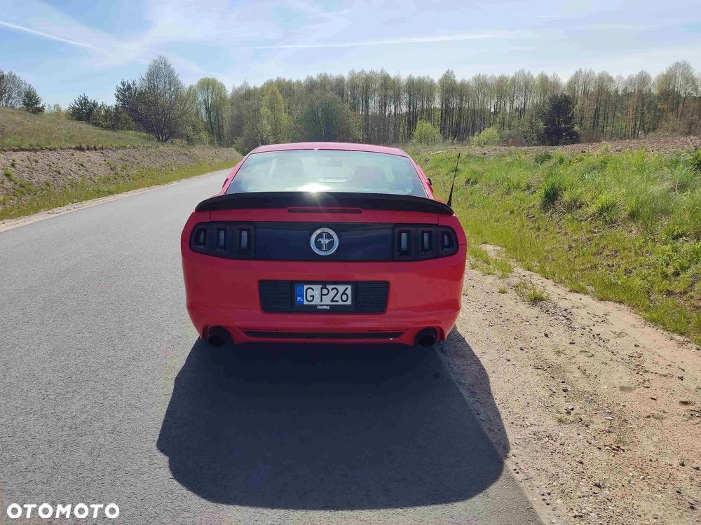 Ford Mustang - 7