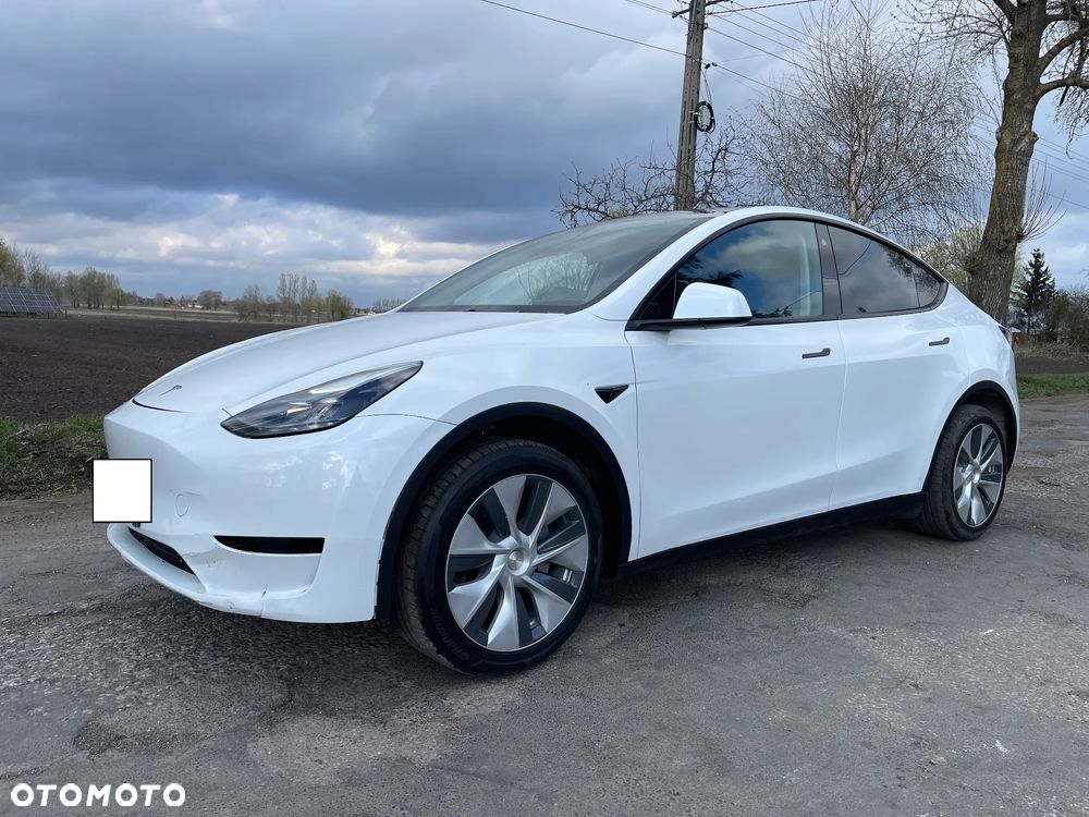 Tesla Model Y Standard - 4