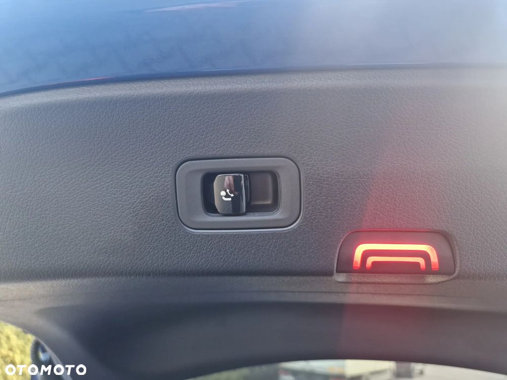 Mercedes-Benz GLC 300 de PHEV 4-Matic AMG Line - 29