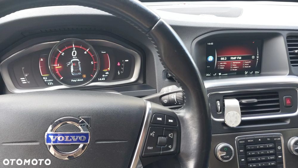 Volvo V60 D4 Drive-E Summum - 9
