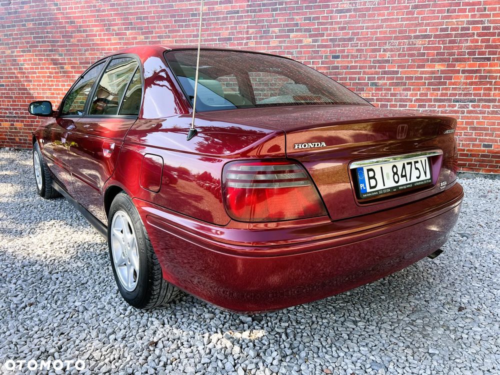 Honda Accord - 4