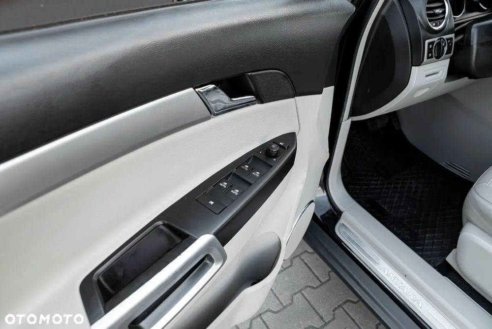 Opel Antara 2.2 CDTI 4x4 Cosmo - 35