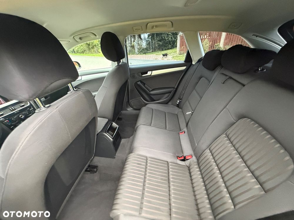 Audi A4 Avant 2.0 TDI - 15
