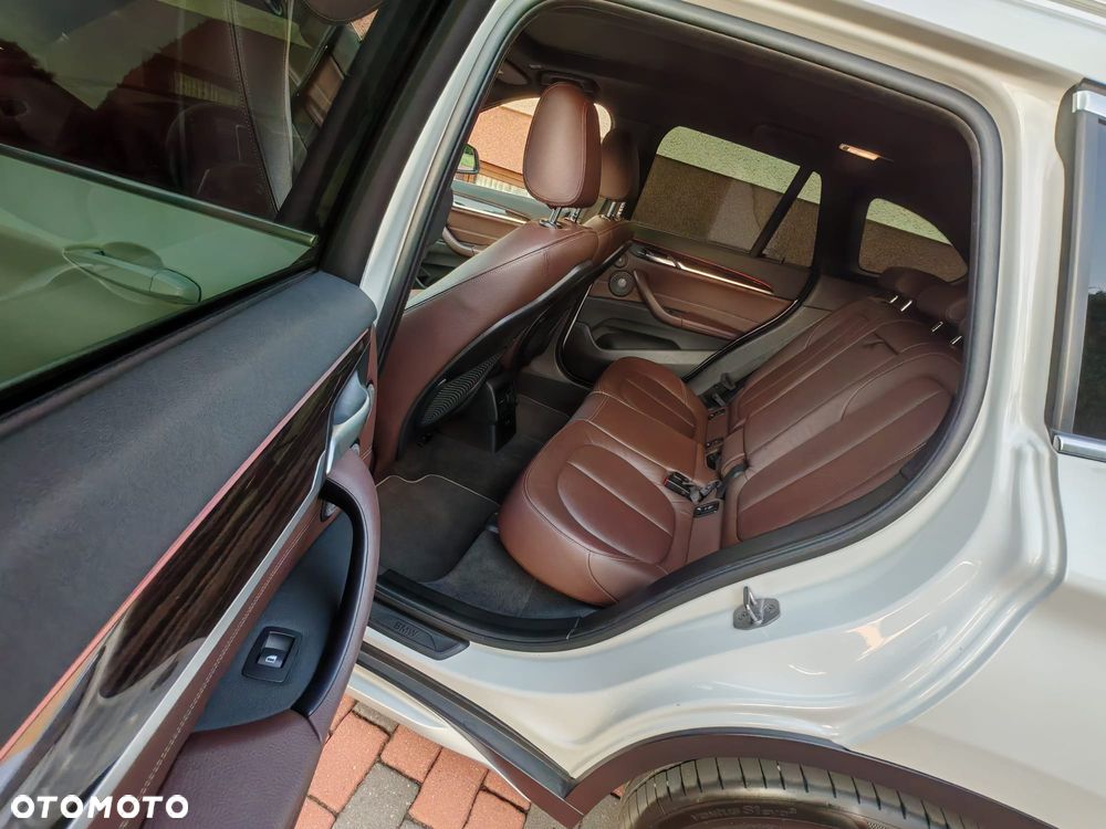 BMW X1 - 12
