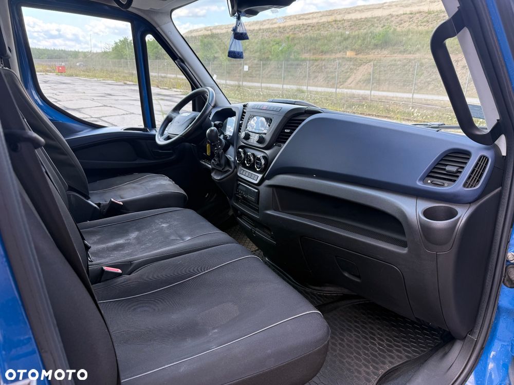 Iveco 70C18 - 9