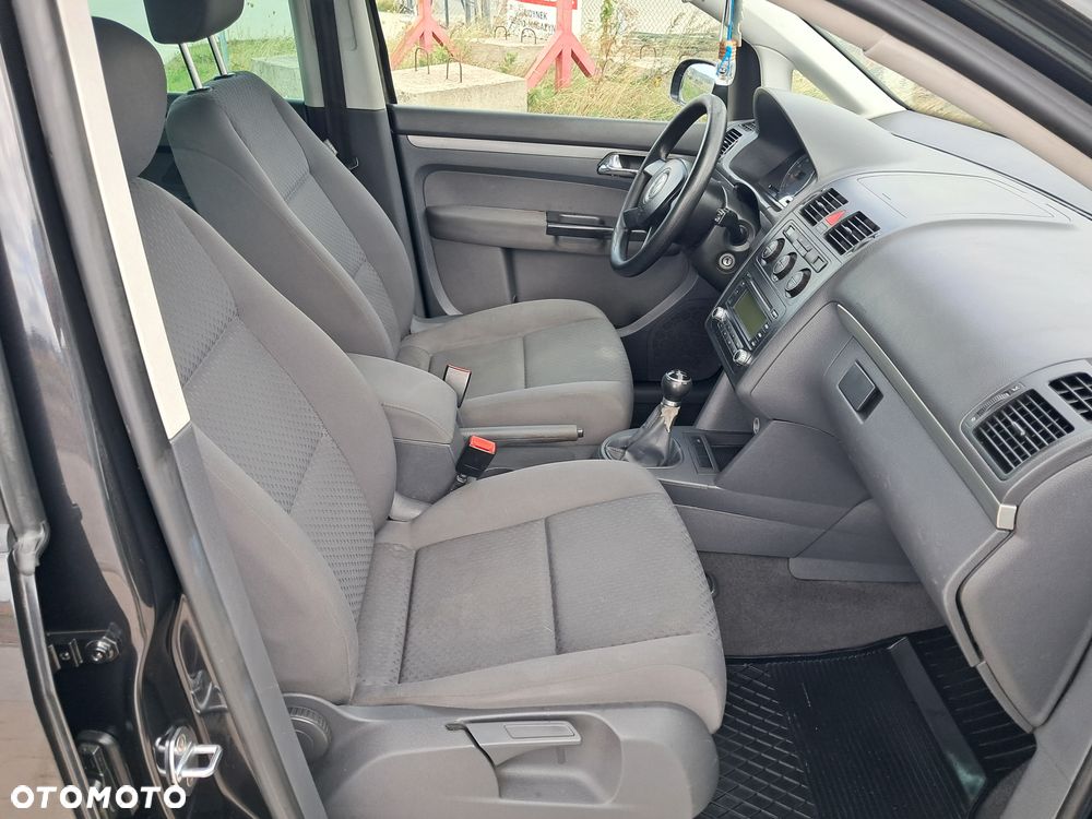 Volkswagen Touran 1.6 Freestyle - 9