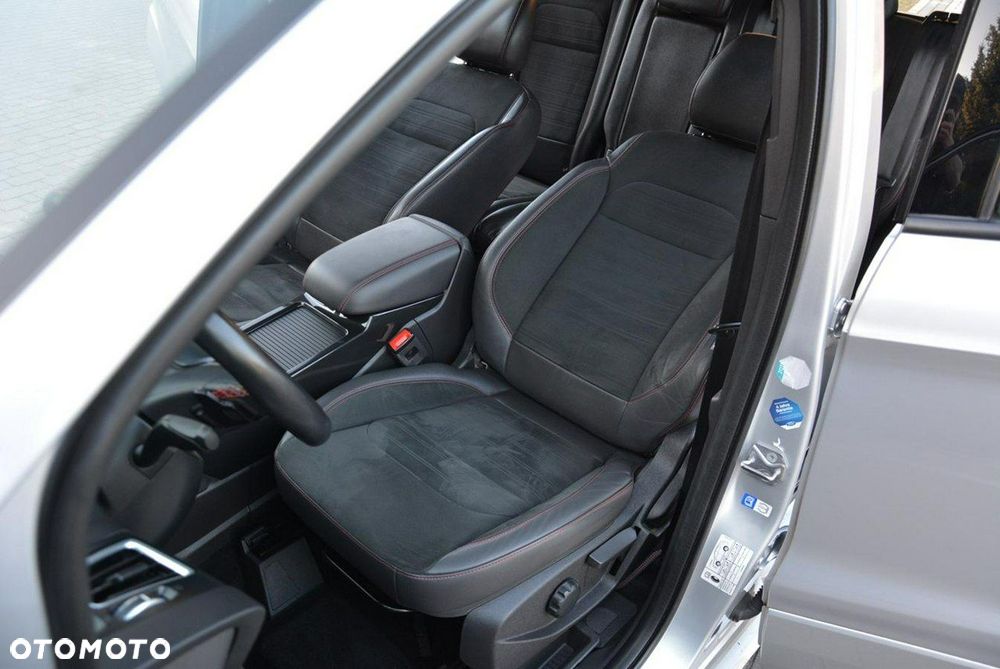 Ford Kuga 2.0 TDCi AWD ST-Line - 19