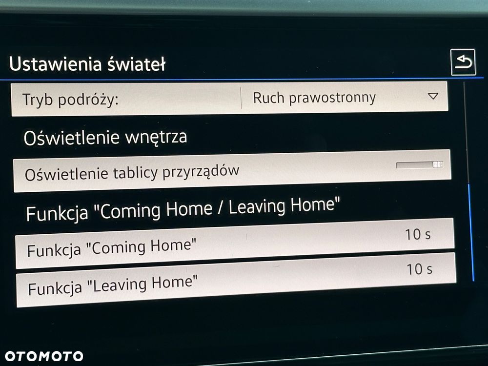 Volkswagen Arteon 2.0 TDI SCR 4Motion DSG R-Line - 25