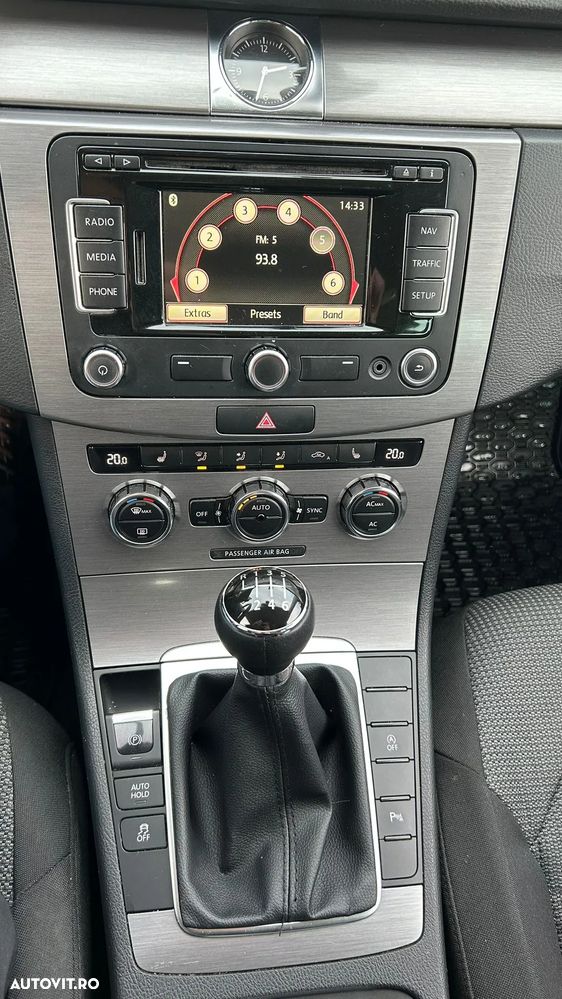 Volkswagen Passat 2.0 TDI BlueMotion Technology Highline - 8