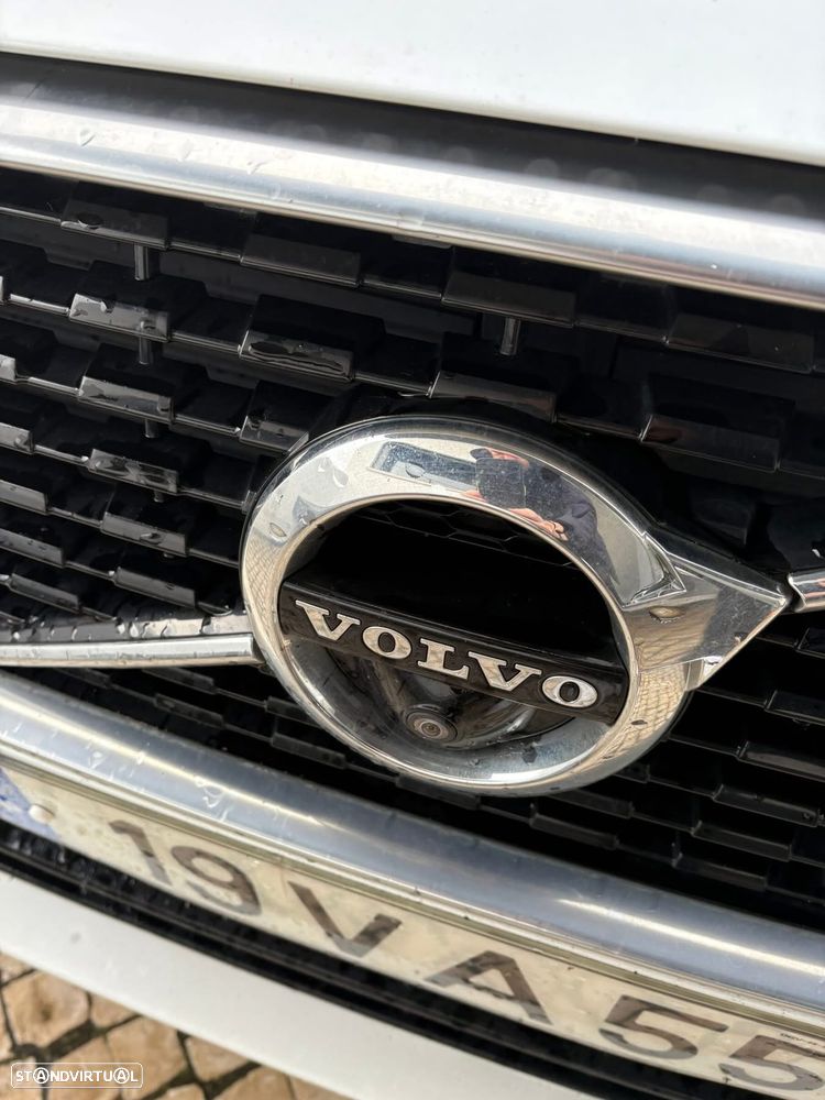 Volvo XC 60 2.0 D4 R-Design Geartronic - 5