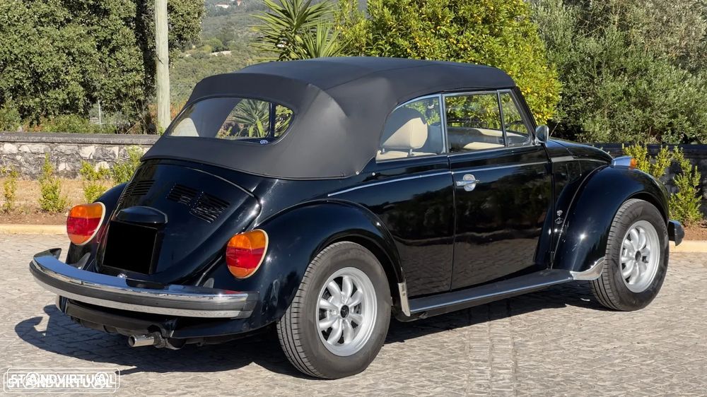 VW Carocha Cabrio - 18