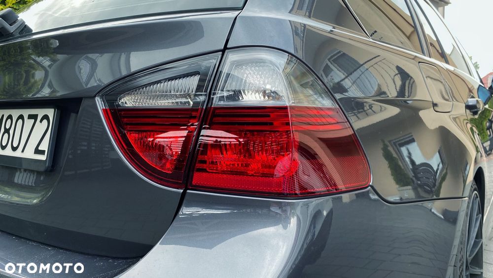 BMW Seria 3 320d DPF - 8
