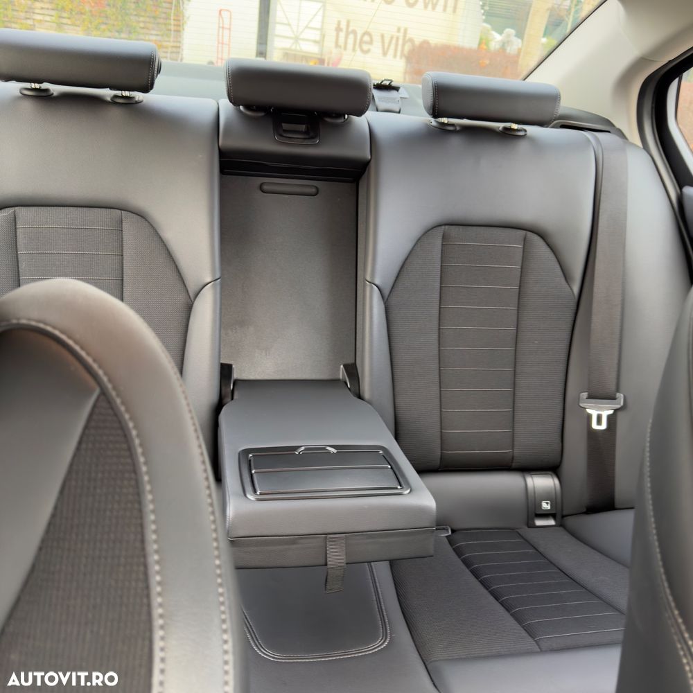 BMW Seria 3 330i AT - 21