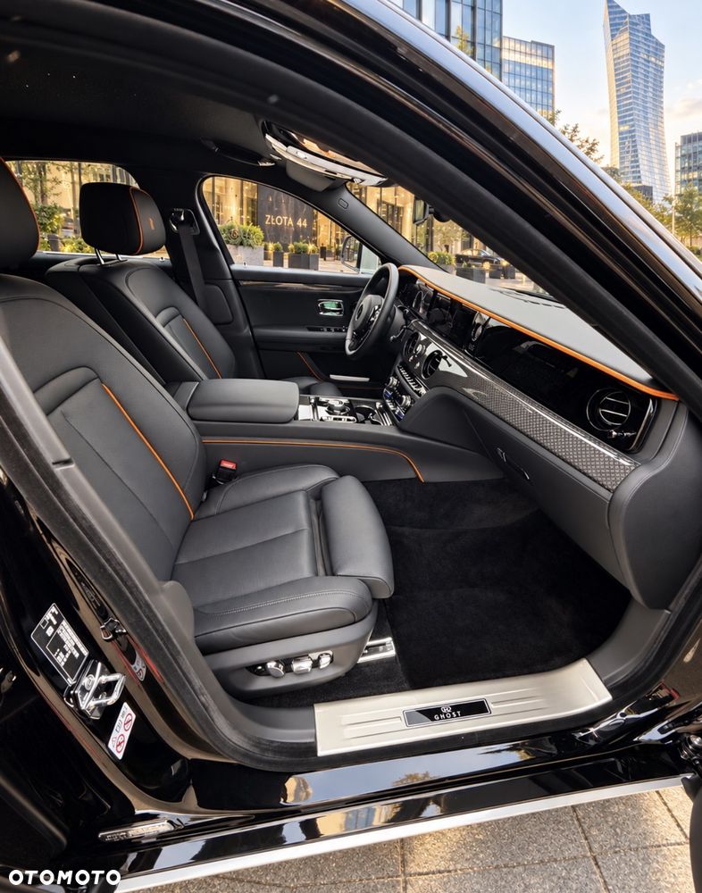 Rolls-Royce Ghost Black Badge - 19