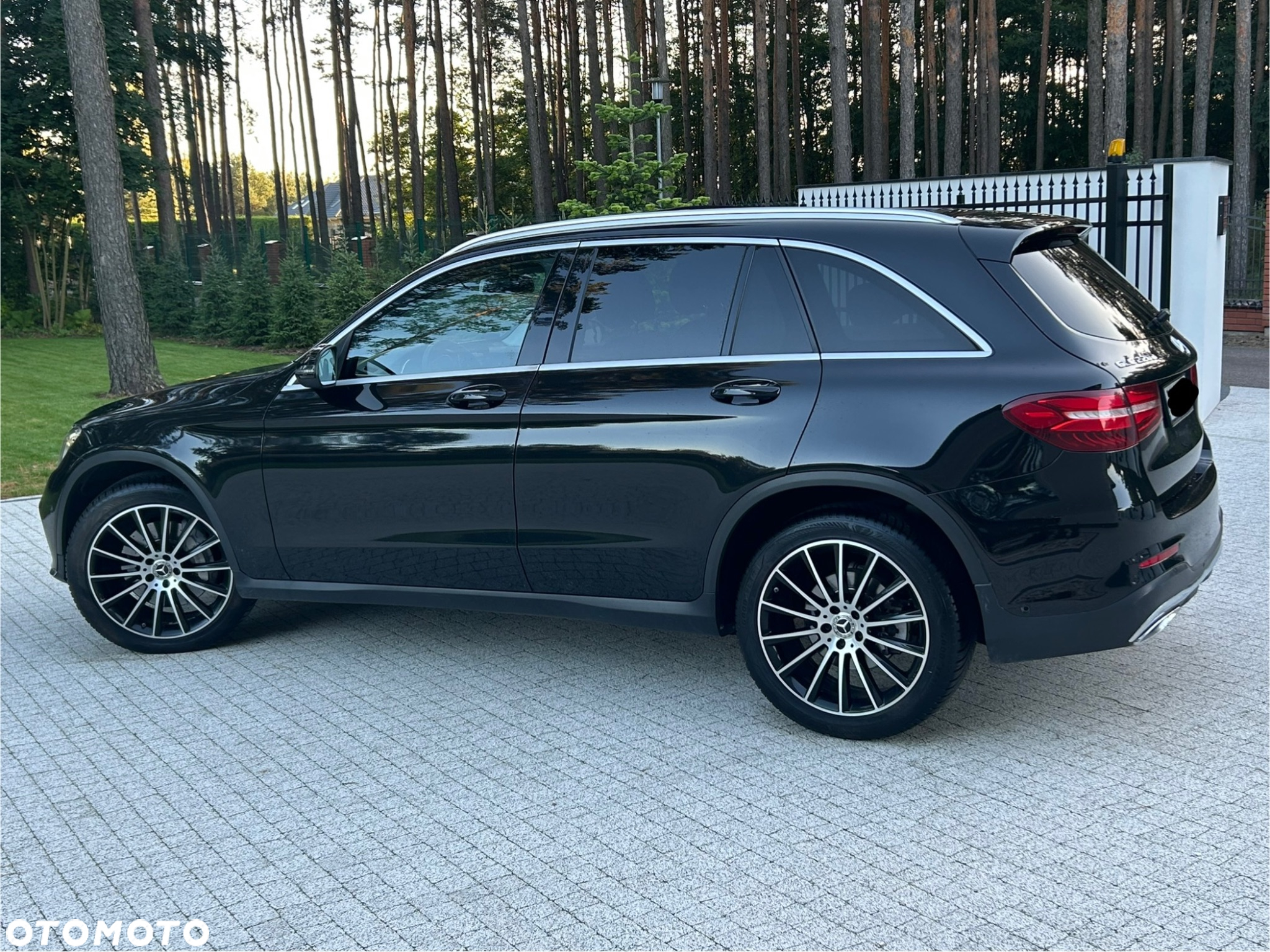 Mercedes-Benz GLC - 7
