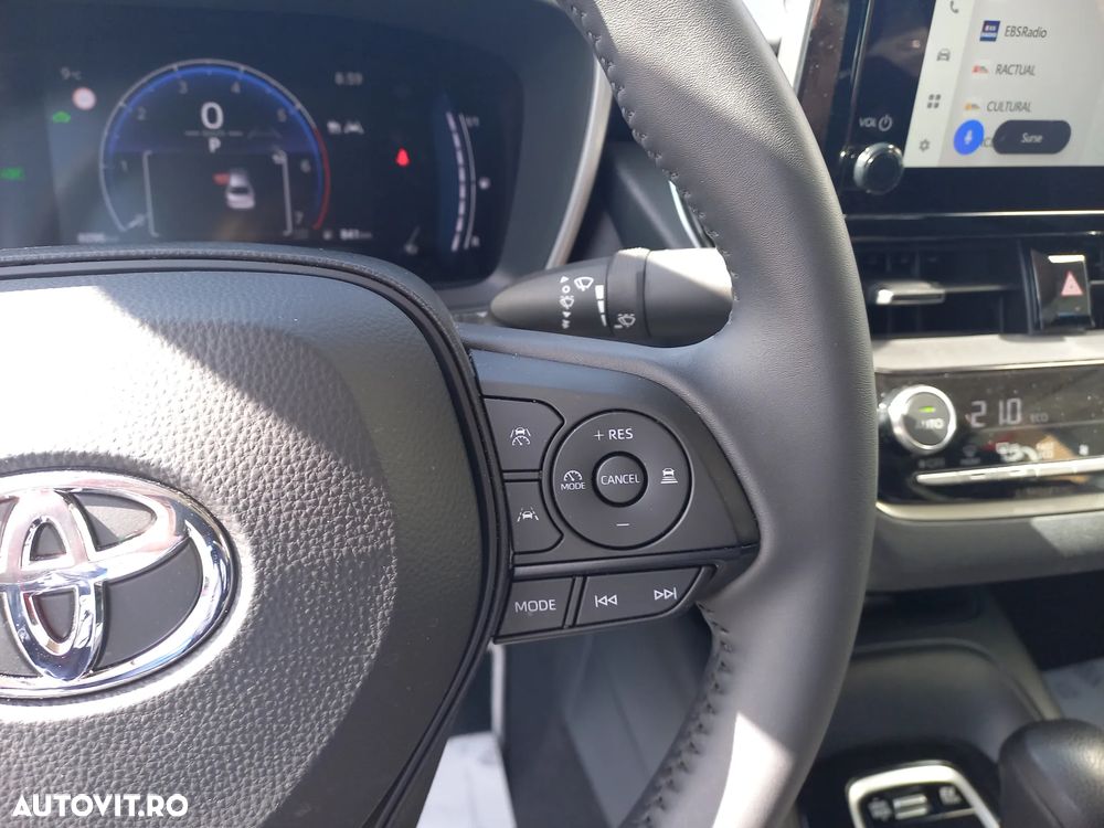 Toyota Corolla 1.8 HSD Eco - 21