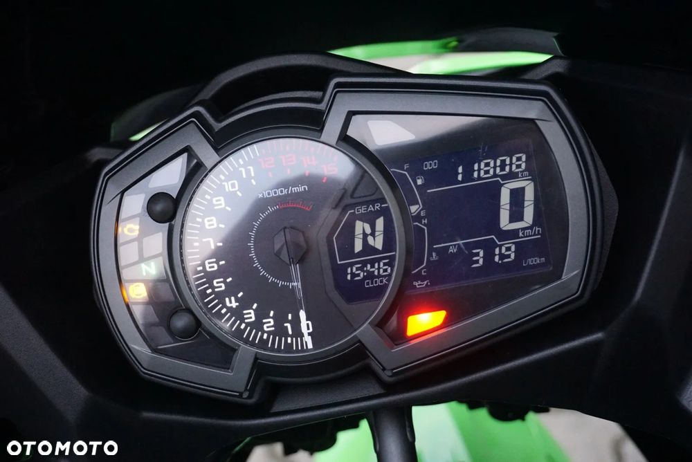 Kawasaki Ninja 400 - 18