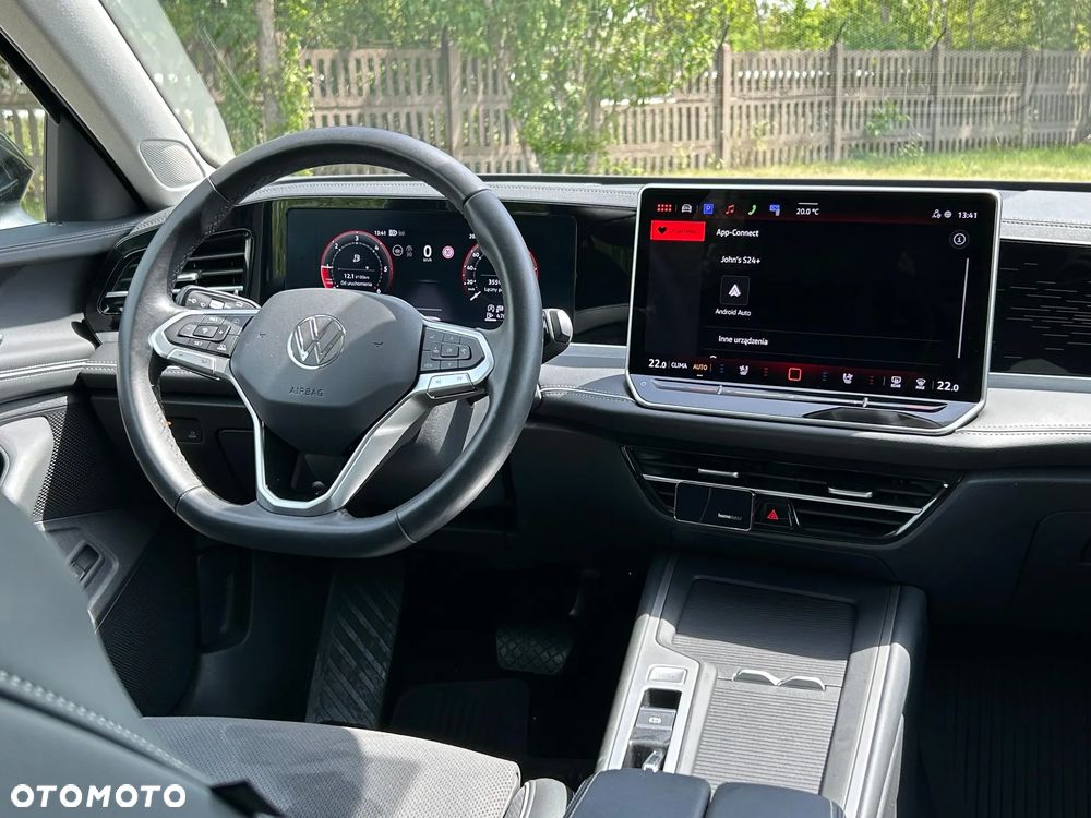 Volkswagen Passat - 25