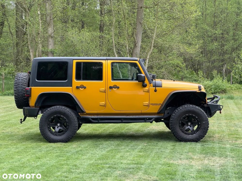 Jeep Wrangler - 4