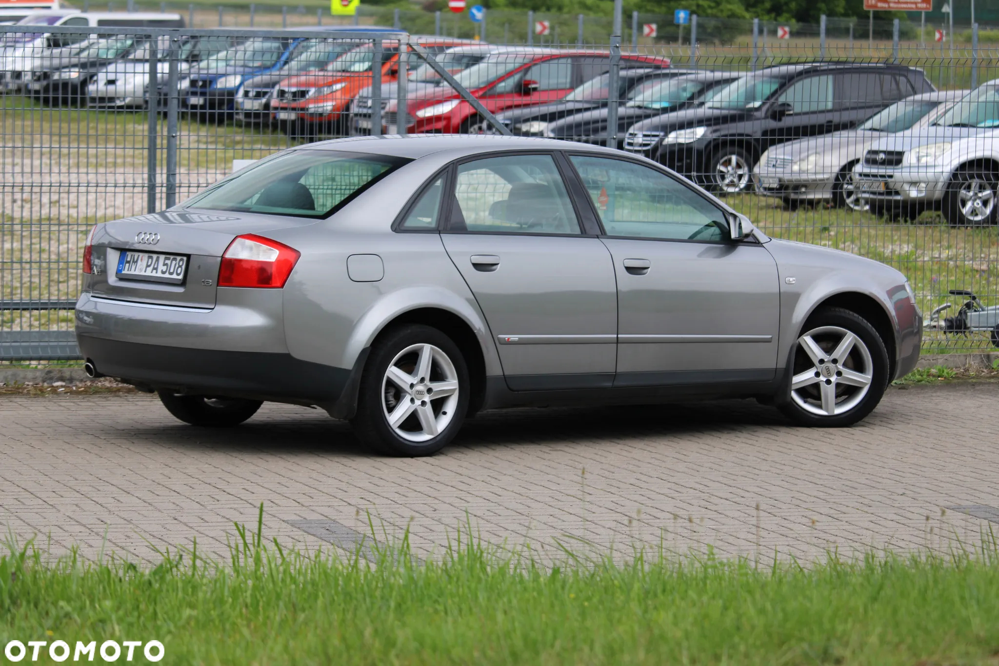Audi A4 1.6 - 11