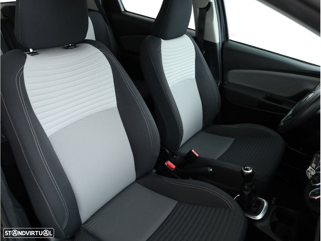 Toyota Yaris 1.0 VVT-i ACtive - 15