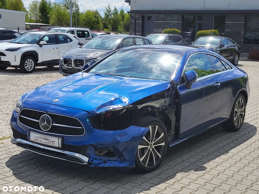 Mercedes-Benz Klasa E 200 Coupe 4-Matic 9G-TRONIC - 5