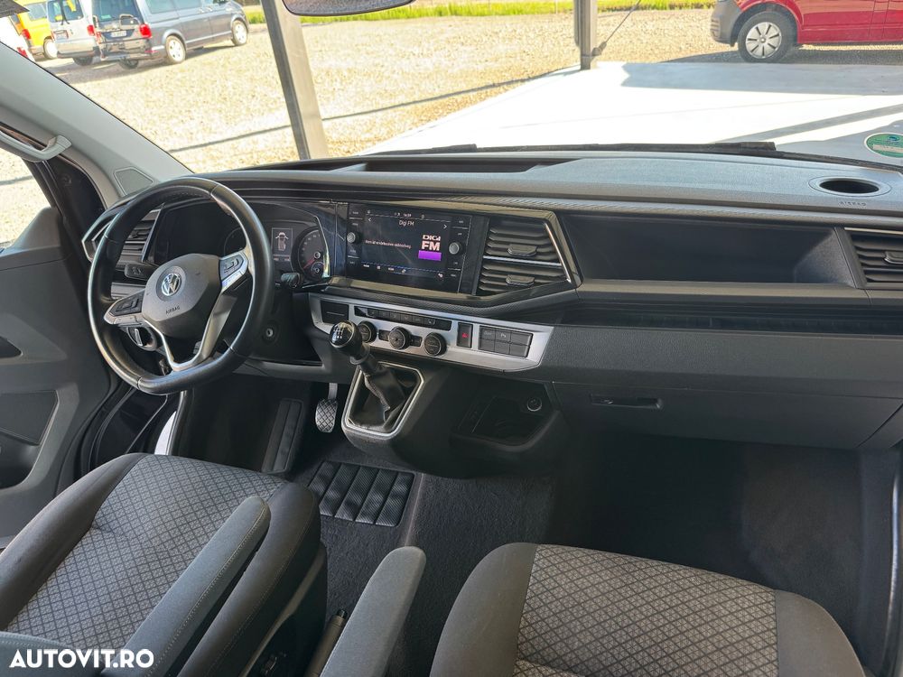Volkswagen Multivan - 25