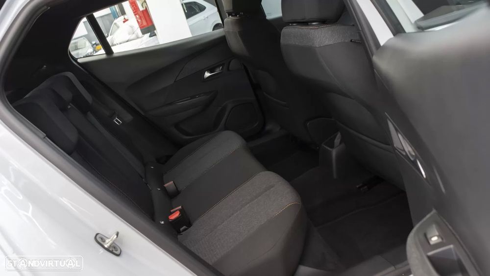 Peugeot 2008 1.2 PureTech Style - 11