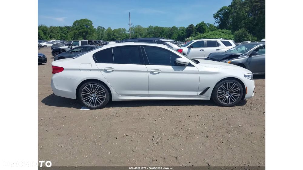 BMW Seria 5 530i xDrive M Sport Edition - 6