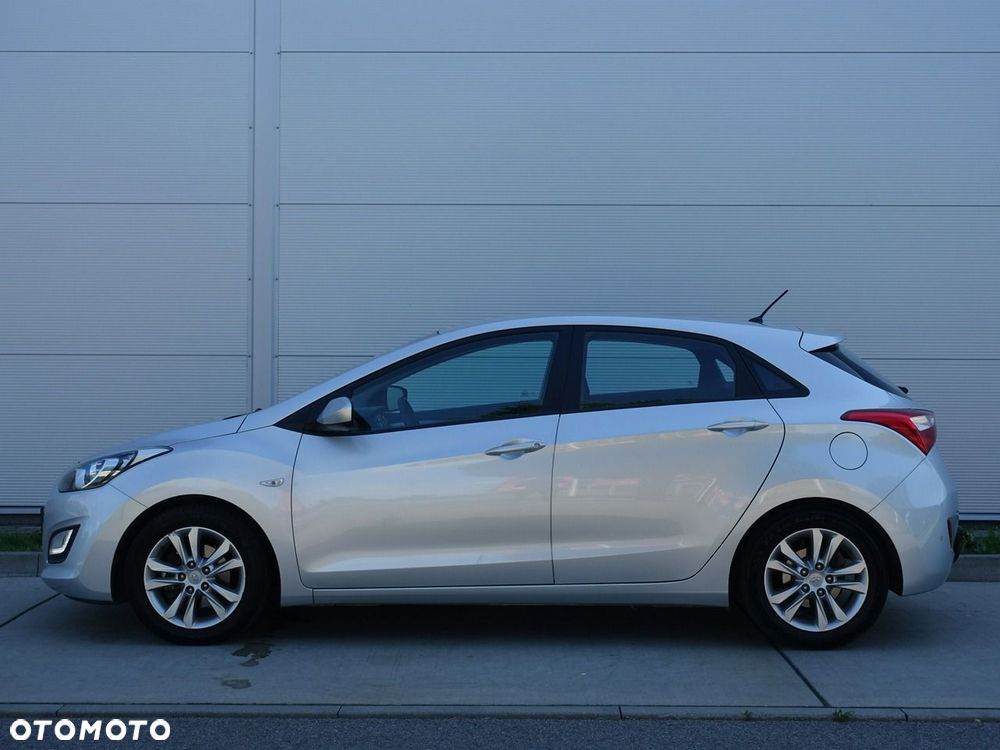 Hyundai i30 1.4 Premium - 4