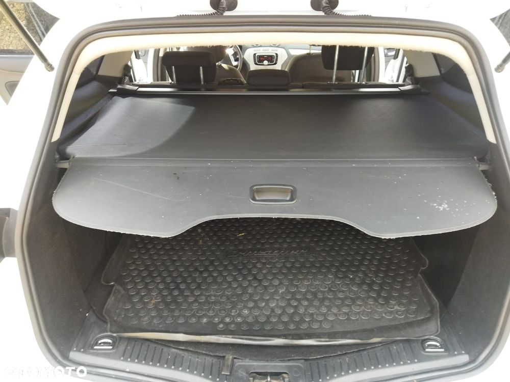 Ford Mondeo 2.0 TDCi Ambiente - 17