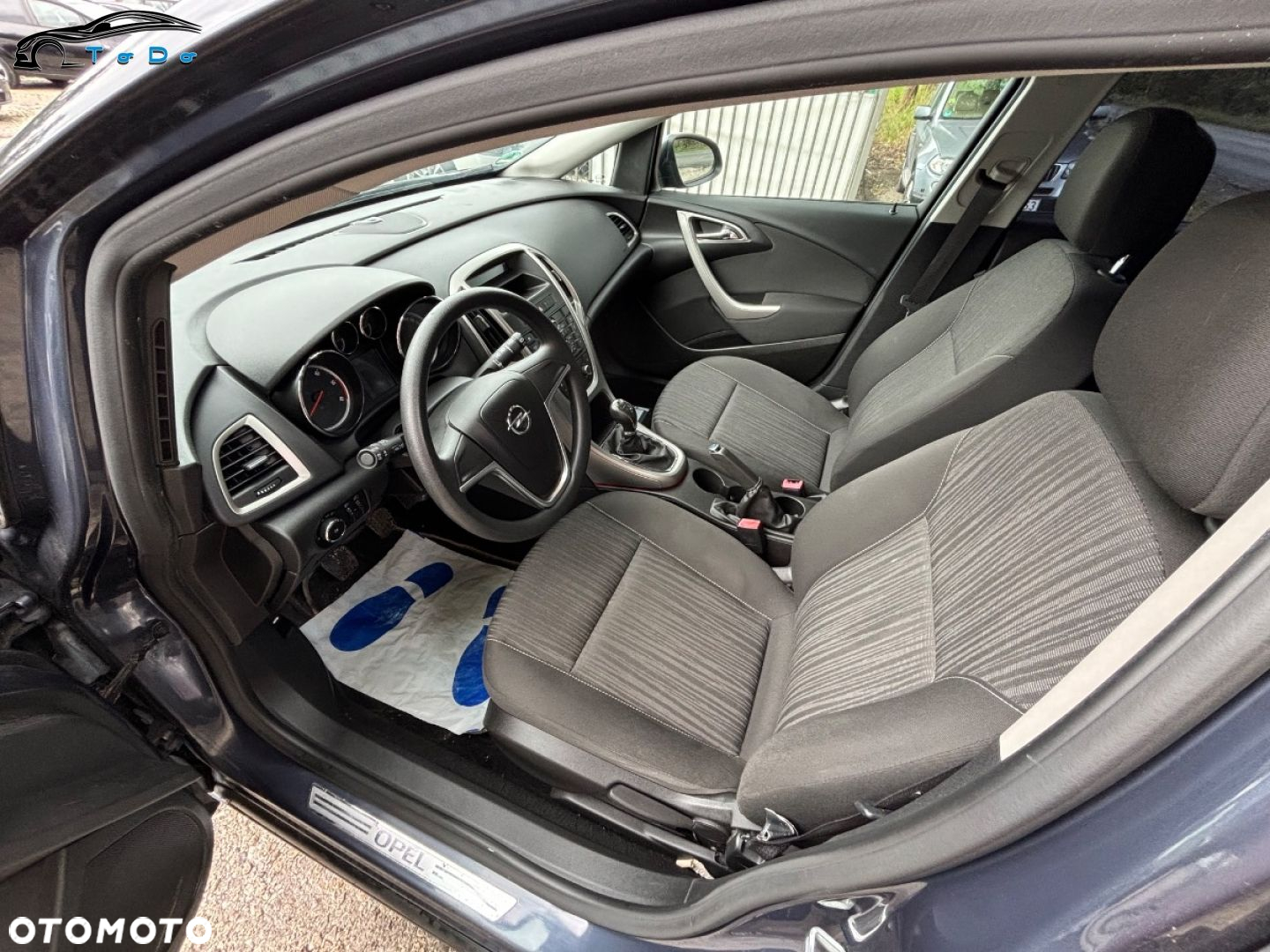 Opel Astra 2.0 CDTI DPF Innovation - 11
