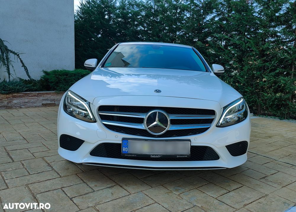 Mercedes-Benz C 180 9G-TRONIC AMG Line - 2