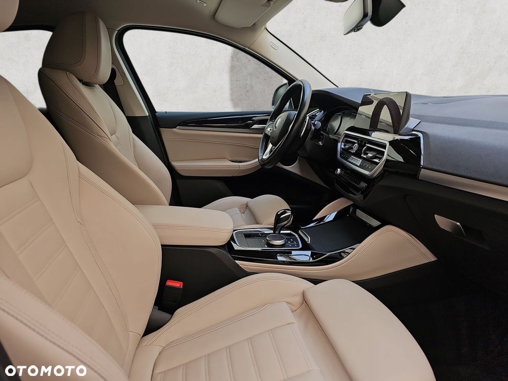 BMW X4 - 25