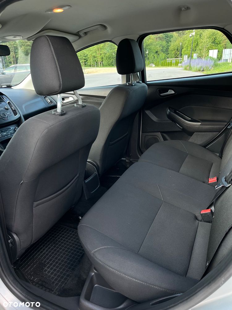 Ford Focus 1.5 TDCi Trend - 6