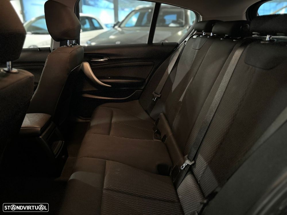 BMW 116 d Line Urban - 10