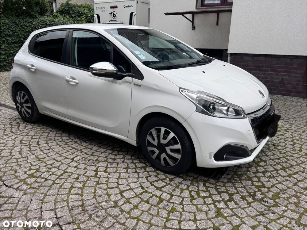 Peugeot 208 PureTech 82 Urban Move - 3